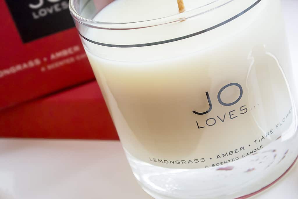 JO LOVES Lemongrass, Amber & Tiare Flower Candle 5 JO LOVES Lemongrass, Amber & Tiare Flower Candle